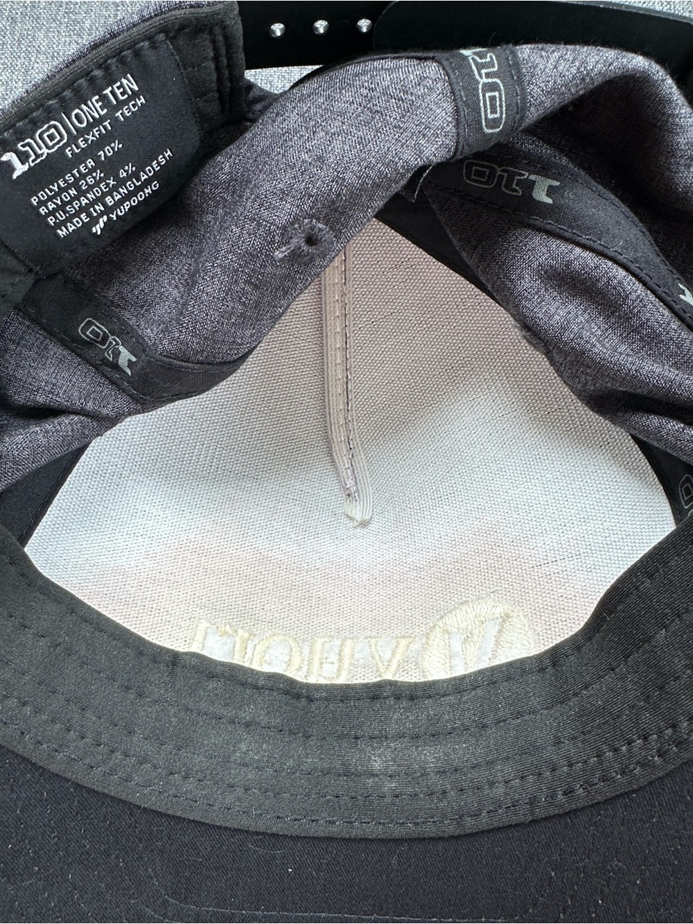 Vuori hat bundle - Picture 6 of 13